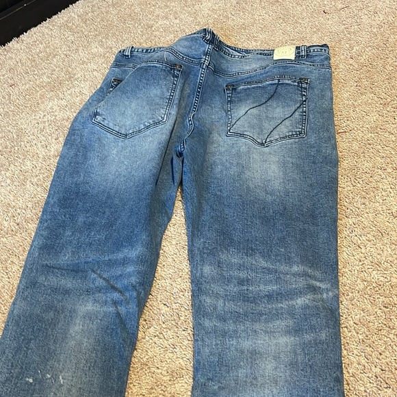 Born Fly Men's Slim Fit Dark Wash Denim Jeans - Picture 15 of 15